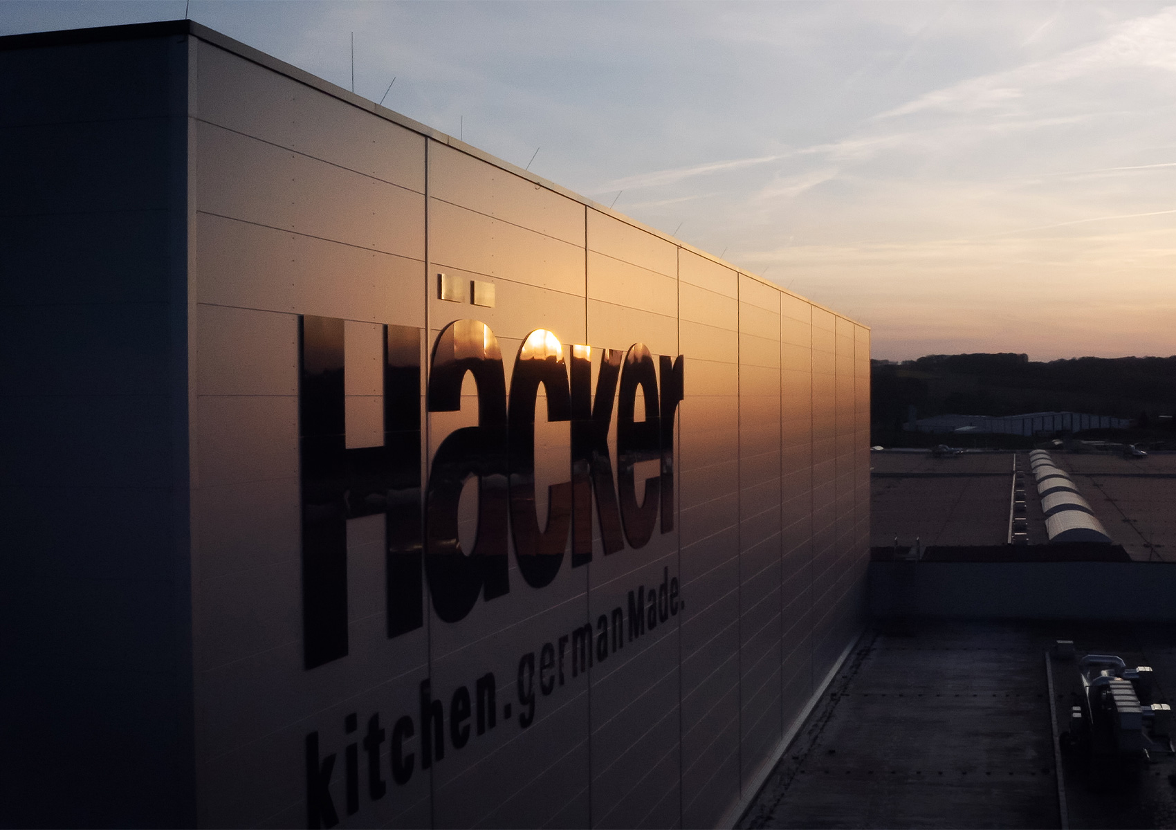 Vista aérea de las 5 fábricas de Häcker Küchen en Rödinghausen, Alemania